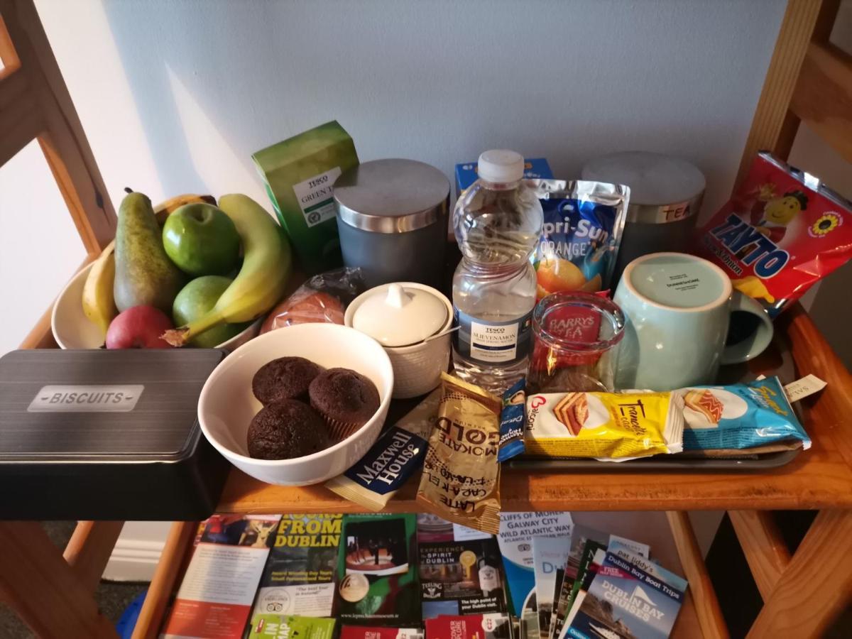 Bright And Cozy Room With Double Bed, Private Bathroom Not Ensuite, Breakfast To Go Dublin Eksteriør bilde